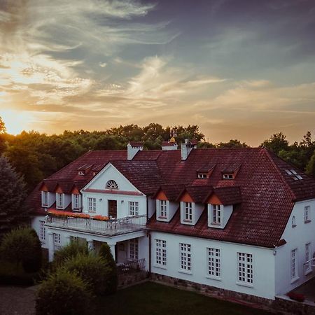 Dwor W Bychowie Гневино Экстерьер фото